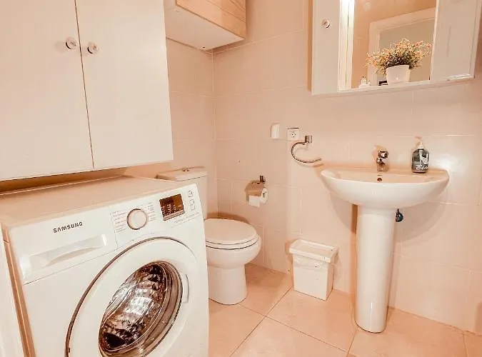 Orlando, Center Of Americas La205 Адехе